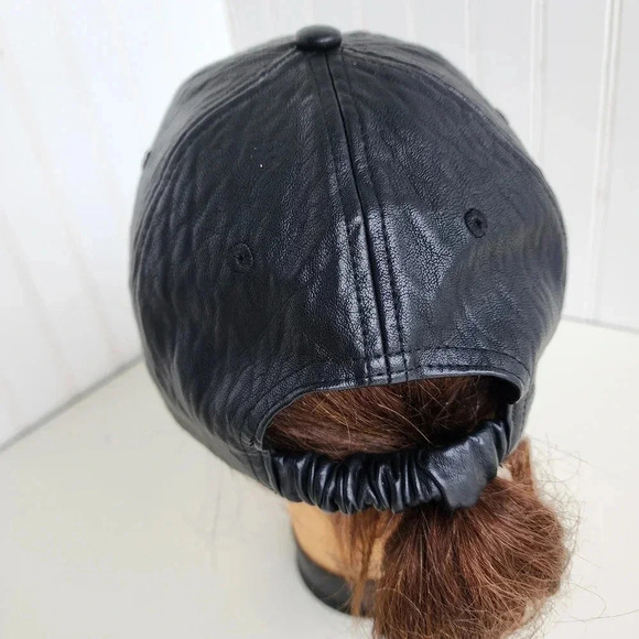 A New Day Fitted Faux Leather Hat Black One Size Te Textured 6 Panel Blank - Picture 4 of 9